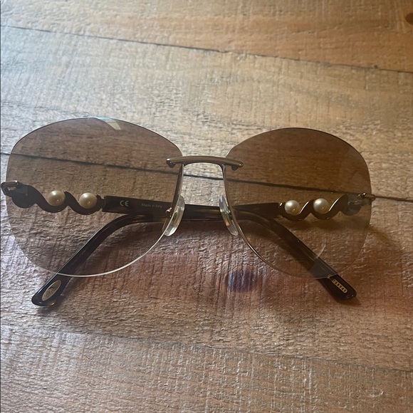 Authentic Chopard Rimless Pearl Accent Tortoiseshell Gradient Sunglasses W/ Case - Picture 9 of 15